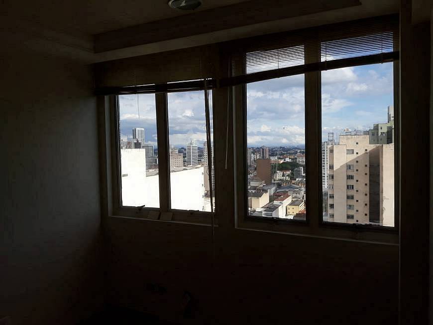 Foto 5 de Apartamento com 5 Quartos para alugar, 60m² em Centro, Curitiba