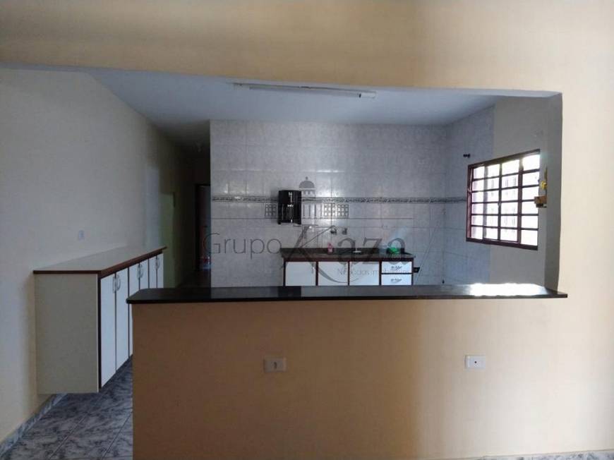 Foto 1 de Casa com 2 Quartos para venda ou aluguel, 80m² em Jardim Satélite, São José dos Campos