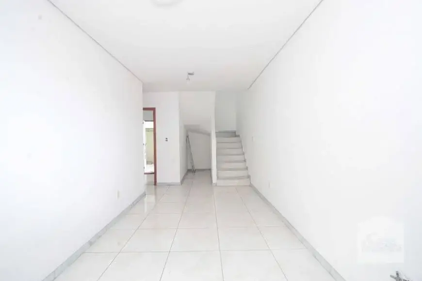 Foto 1 de Casa com 3 Quartos à venda, 115m² em Santa Mônica, Belo Horizonte