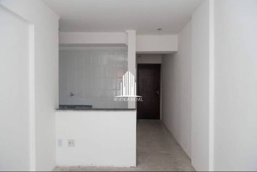 Foto 3 de Apartamento com 2 Quartos à venda, 47m² em Vila Curuçá, São Paulo
