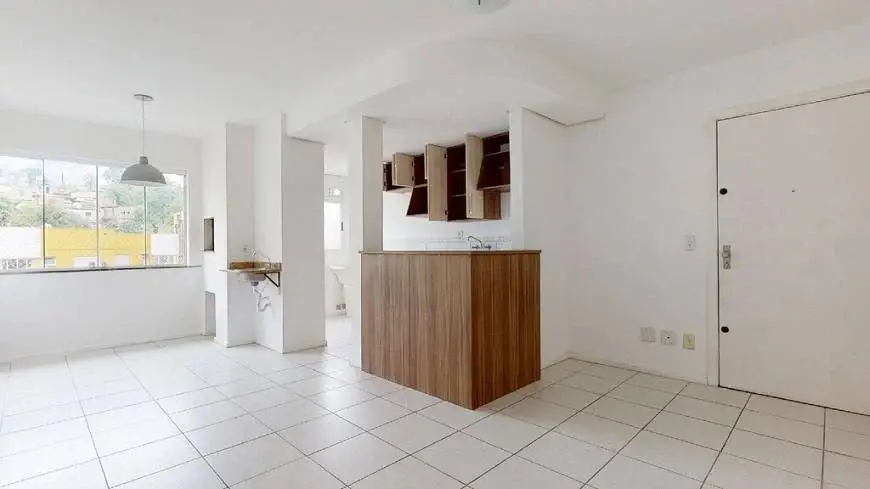 Foto 1 de Apartamento com 3 Quartos à venda, 67m² em Espiríto Santo, Porto Alegre