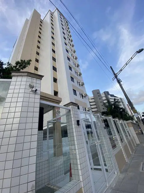 Foto 1 de Apartamento com 3 Quartos para alugar, 65m² em Meireles, Fortaleza