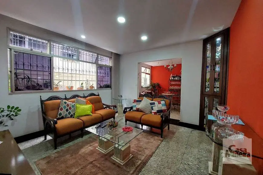 Foto 1 de Apartamento com 4 Quartos à venda, 170m² em União, Belo Horizonte