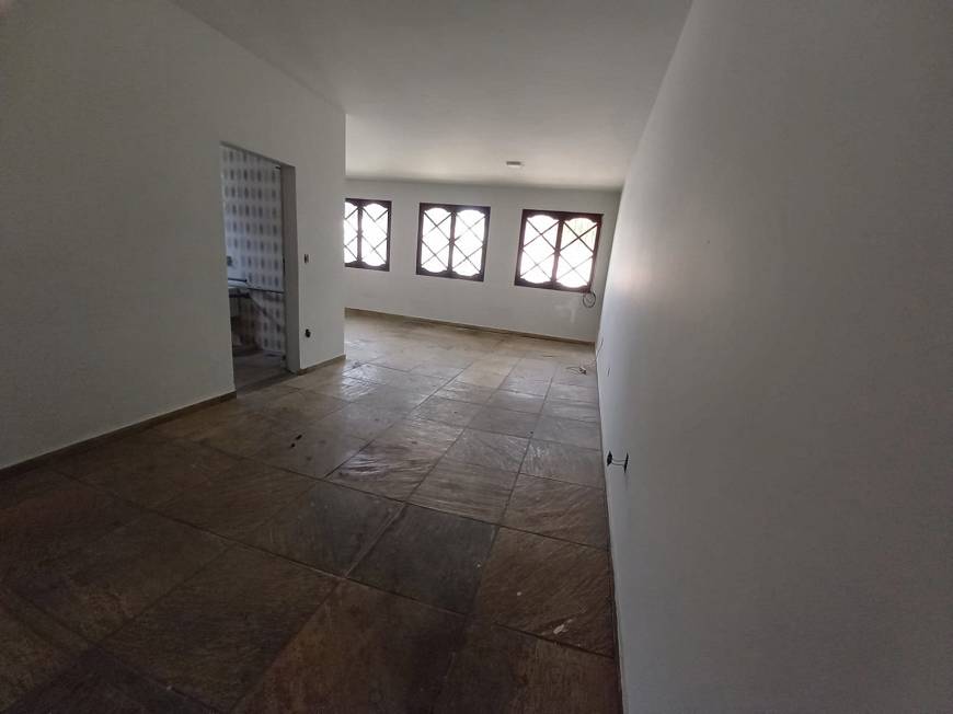 Foto 3 de Casa com 3 Quartos à venda, 500m² em Jabour, Vitória