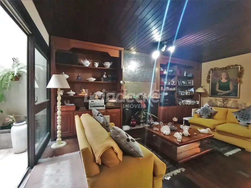 Foto 3 de Casa com 3 Quartos para alugar, 273m² em Rio Branco, Porto Alegre