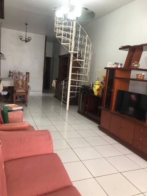 Foto 3 de Casa com 3 Quartos para alugar, 230m² em Todos os Santos, Rio de Janeiro