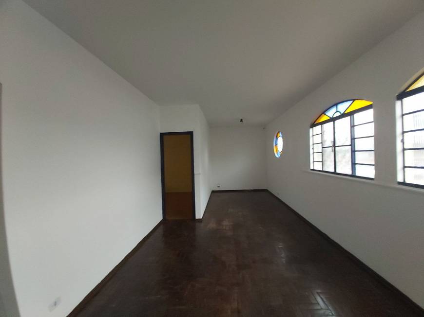 Foto 3 de Casa com 4 Quartos para alugar, 109m² em Amambaí, Campo Grande