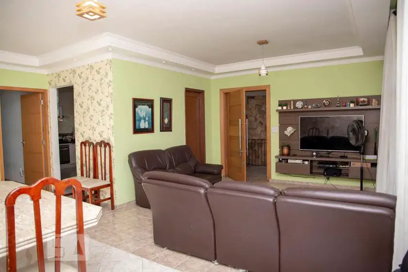 Foto 5 de Casa com 4 Quartos para alugar, 267m² em Canhema, Diadema