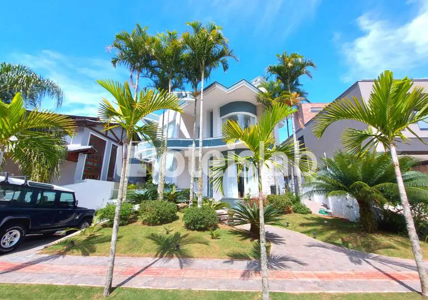 Foto 1 de Casa com 4 Quartos para alugar, 600m² em Jurerê Internacional, Florianópolis
