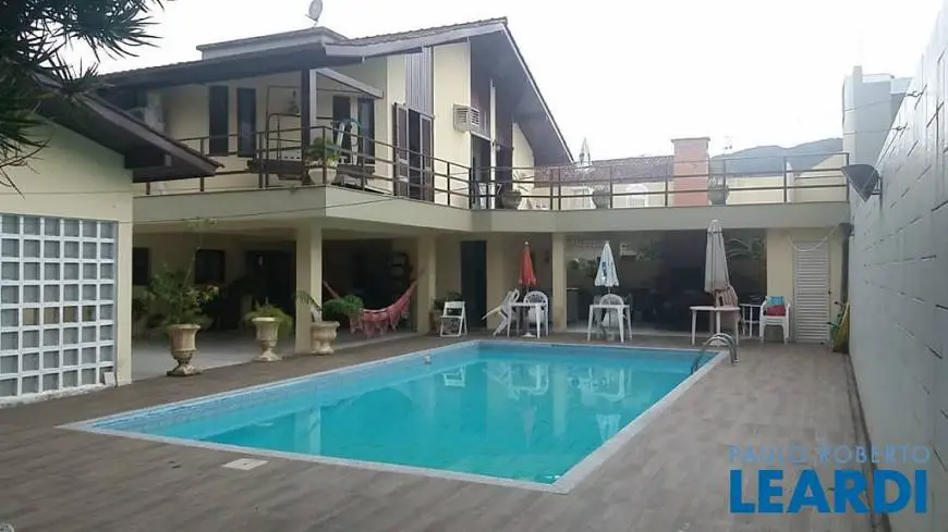 Foto 1 de Casa com 8 Quartos à venda, 405m² em Santa Mônica, Florianópolis