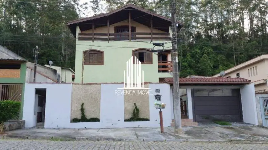 Foto 1 de Sobrado com 3 Quartos à venda, 500m² em Tecelao, Ribeirão Pires