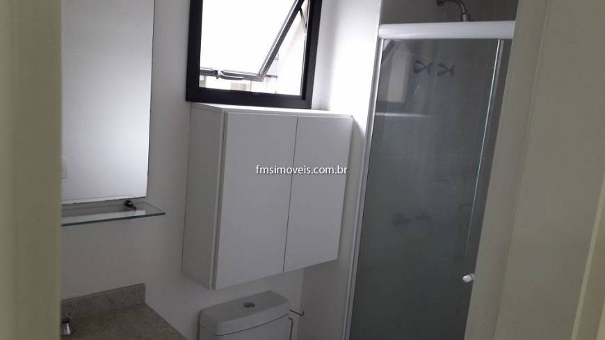 Foto 4 de Apartamento com 1 Quarto para alugar, 32m² em Vila Olímpia, São Paulo