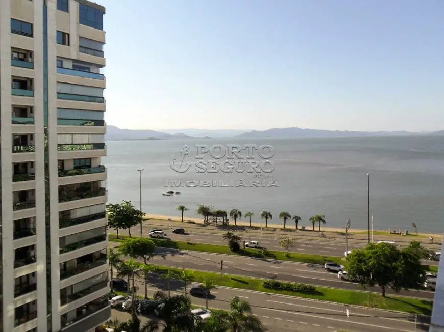 Foto 1 de Apartamento com 3 Quartos para alugar, 121m² em Centro, Florianópolis