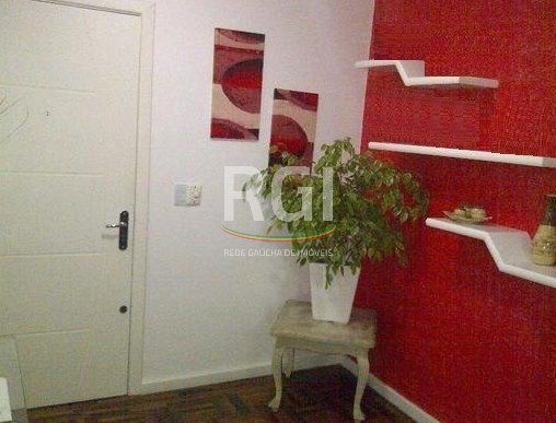 Foto 3 de Apartamento com 3 Quartos à venda, 90m² em Jardim São Pedro, Porto Alegre