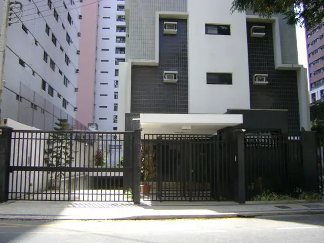 Foto 1 de Apartamento com 3 Quartos para alugar, 220m² em Meireles, Fortaleza