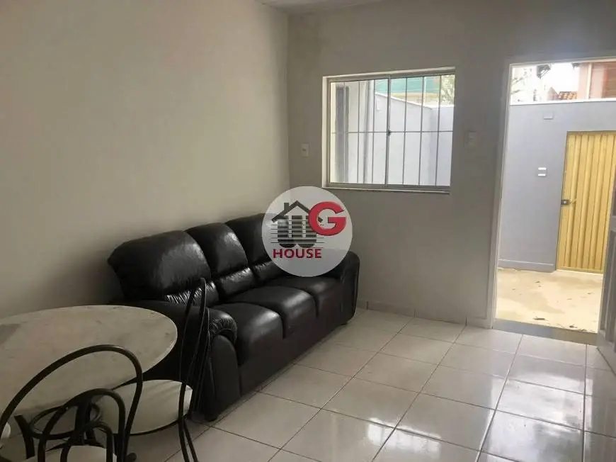 Foto 1 de Casa com 2 Quartos para alugar, 80m² em Liberdade, Belo Horizonte