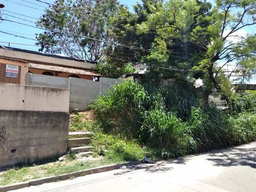 Foto 1 de Casa com 2 Quartos à venda, 400m² em Parque Estrela do Sul, Ibirite