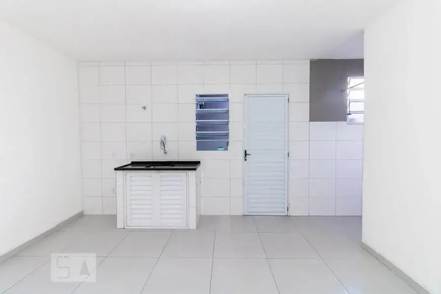 Foto 1 de Casa com 2 Quartos para alugar, 50m² em Vila Guilherme, São Paulo