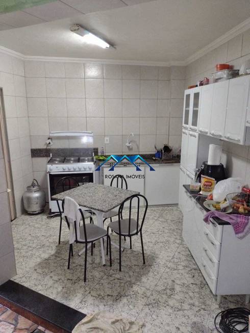 Foto 1 de Casa com 3 Quartos à venda, 150m² em Minascaixa, Belo Horizonte