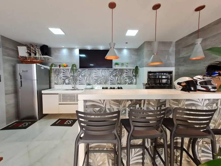 Foto 1 de Casa com 3 Quartos à venda, 200m² em Vila Nova, Vila Velha