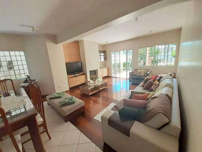 Foto 2 de Casa de Condomínio com 4 Quartos à venda, 341m² em Parque dos Príncipes, São Paulo