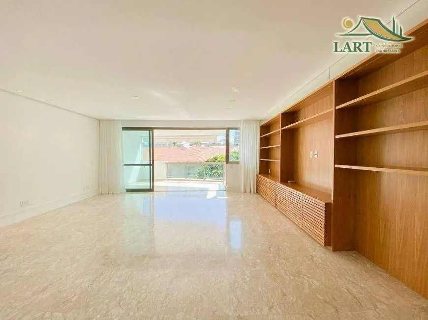 Foto 1 de Apartamento com 2 Quartos para alugar, 220m² em Leblon, Rio de Janeiro