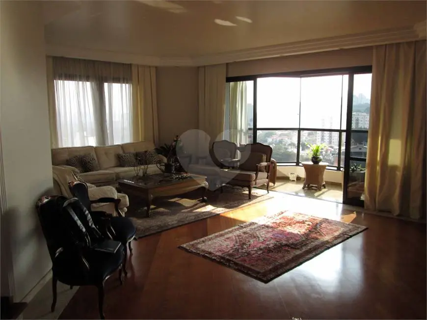 Foto 2 de Apartamento com 4 Quartos para alugar, 278m² em Vila Madalena, São Paulo