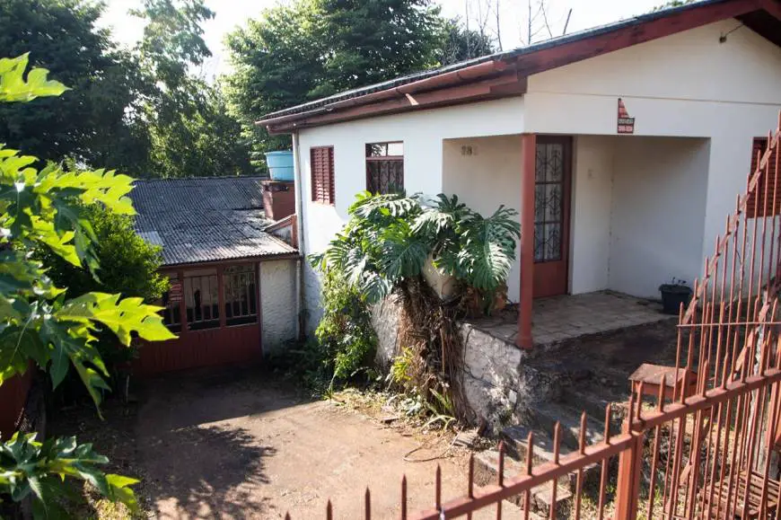 Foto 2 de Casa com 2 Quartos à venda, 80m² em Vila Nova, Novo Hamburgo