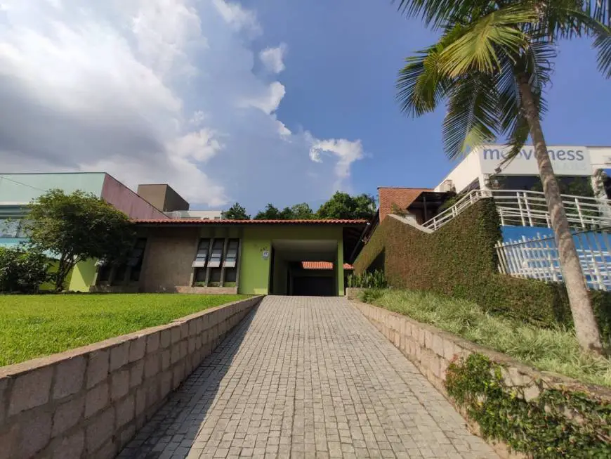 Foto 1 de Casa com 3 Quartos para alugar, 190m² em Anita Garibaldi, Joinville