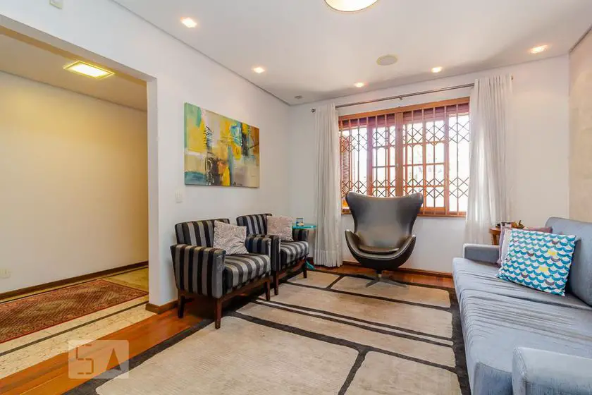 Foto 3 de Casa com 4 Quartos à venda, 420m² em Medianeira, Porto Alegre
