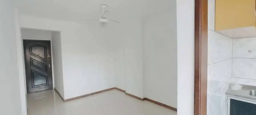 Foto 3 de Apartamento com 1 Quarto à venda, 44m² em Brotas, Salvador