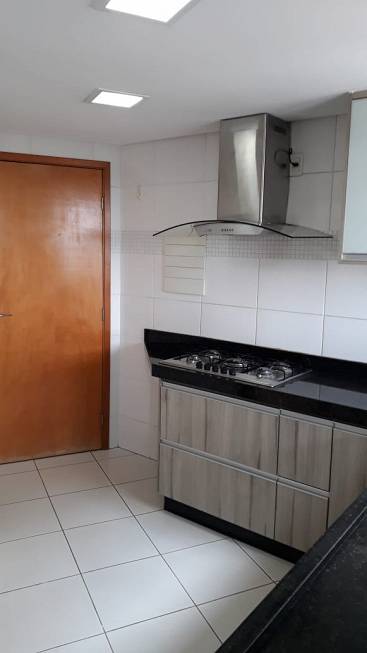 Foto 5 de Apartamento com 2 Quartos à venda, 87m² em Jardim Goiás, Goiânia