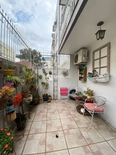 Foto 2 de Apartamento com 3 Quartos à venda, 174m² em Nossa Senhora de Fátima, Santa Maria