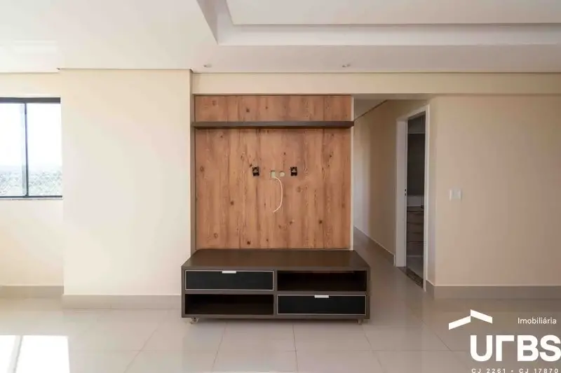 Foto 2 de Apartamento com 3 Quartos para alugar, 75m² em Setor Negrão de Lima, Goiânia