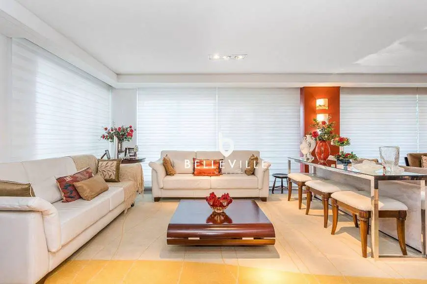 Foto 4 de Apartamento com 4 Quartos à venda, 260m² em Cabral, Curitiba