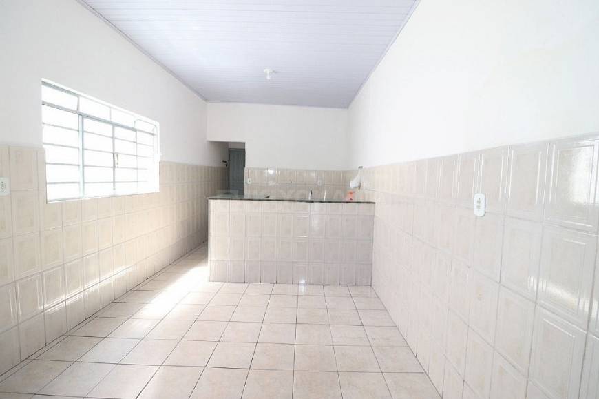 Foto 1 de Casa com 2 Quartos para alugar, 140m² em Centro, Mogi das Cruzes
