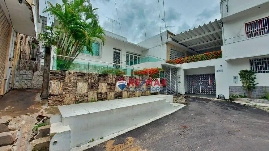 Foto 3 de Casa com 3 Quartos à venda, 245m² em Centro, Manaus