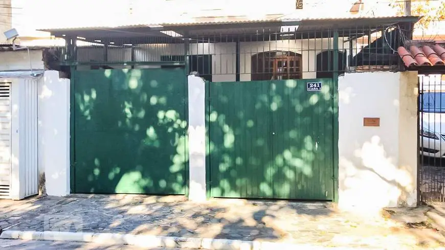 Foto 1 de Casa com 3 Quartos para alugar, 150m² em Vila das Mercês, São Paulo