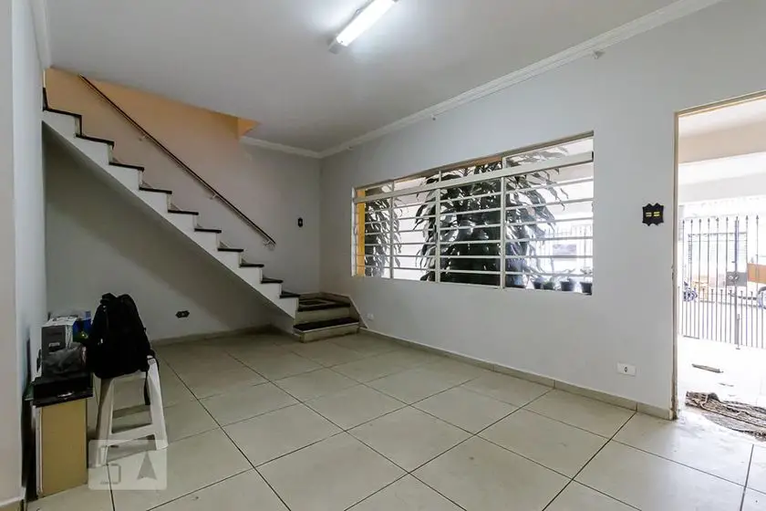 Foto 1 de Casa com 3 Quartos para alugar, 200m² em Vila das Mercês, São Paulo