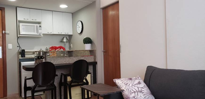 Foto 3 de Flat com 1 Quarto para alugar, 45m² em Cidade Jardim, Belo Horizonte
