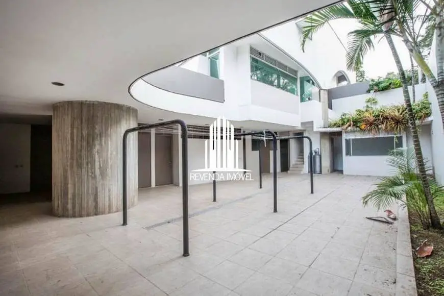 Foto 2 de Sobrado com 4 Quartos à venda, 742m² em Vila Progredior, São Paulo