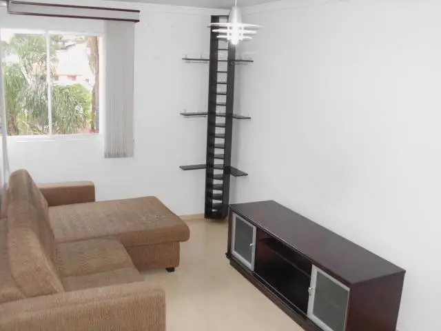 Foto 4 de Apartamento com 2 Quartos para alugar, 78m² em Água Verde, Curitiba