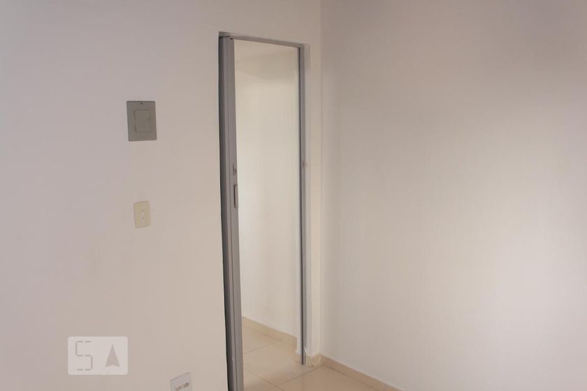 Foto 5 de Apartamento com 2 Quartos para alugar, 32m² em Pechincha, Rio de Janeiro