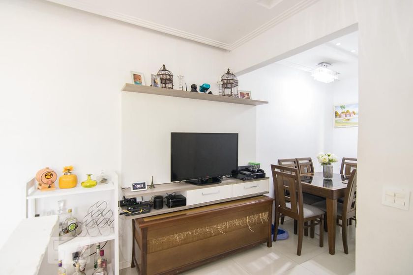 Foto 2 de Apartamento com 2 Quartos para alugar, 50m² em Pechincha, Rio de Janeiro