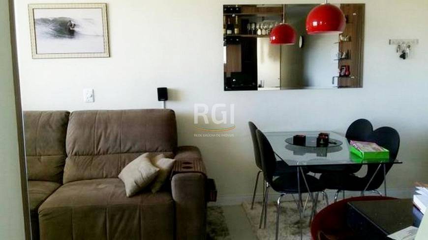 Foto 1 de Apartamento com 2 Quartos à venda, 47m² em Sarandi, Porto Alegre