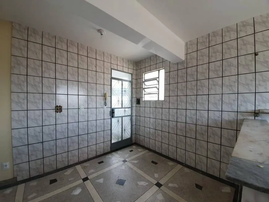 Foto 4 de Apartamento com 3 Quartos para alugar, 110m² em Amazonas, Contagem