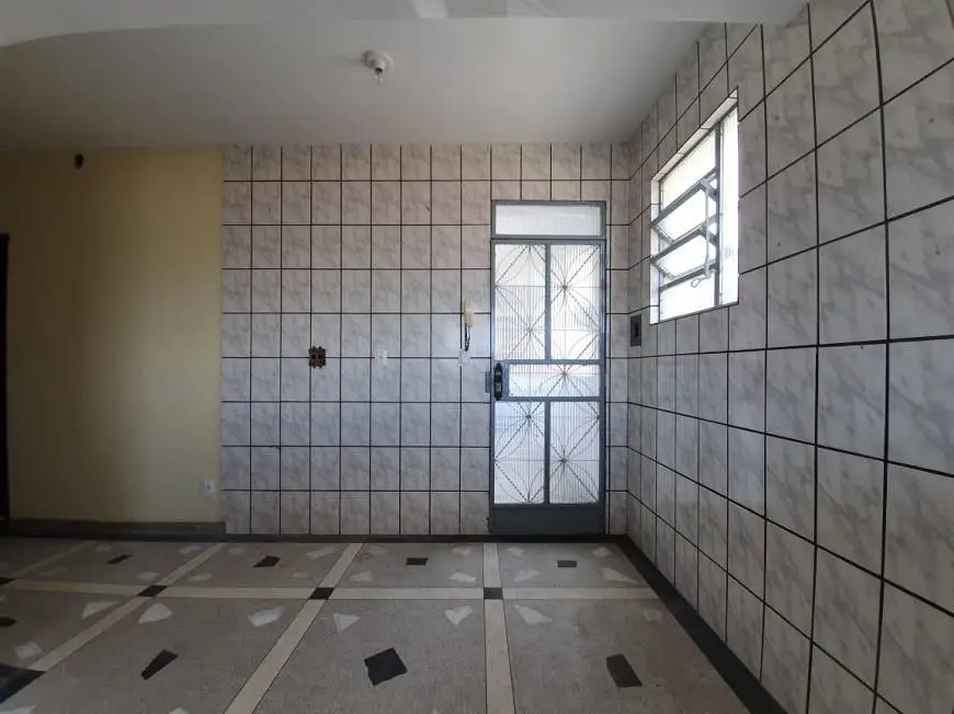 Foto 5 de Apartamento com 3 Quartos para alugar, 110m² em Amazonas, Contagem