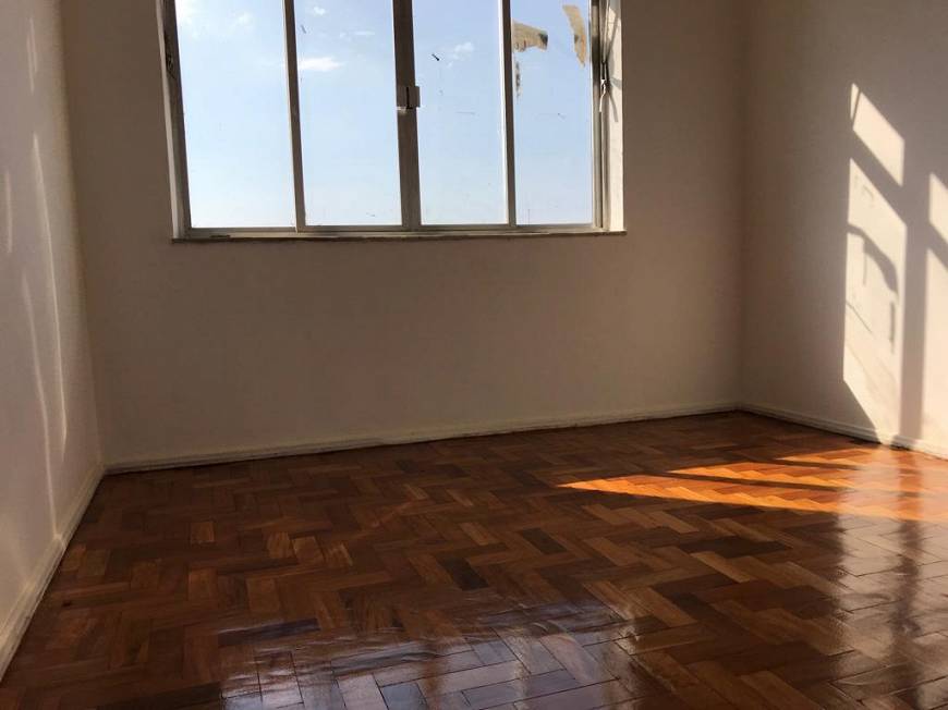 Foto 2 de Apartamento com 3 Quartos à venda, 100m² em Centro, Juiz de Fora