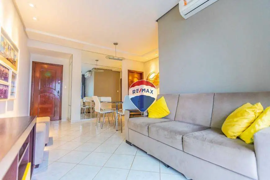 Foto 2 de Apartamento com 3 Quartos para venda ou aluguel, 92m² em Miguel Sutil, Cuiabá