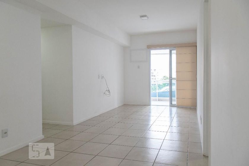 Foto 1 de Apartamento com 3 Quartos para alugar, 91m² em Recreio Dos Bandeirantes, Rio de Janeiro